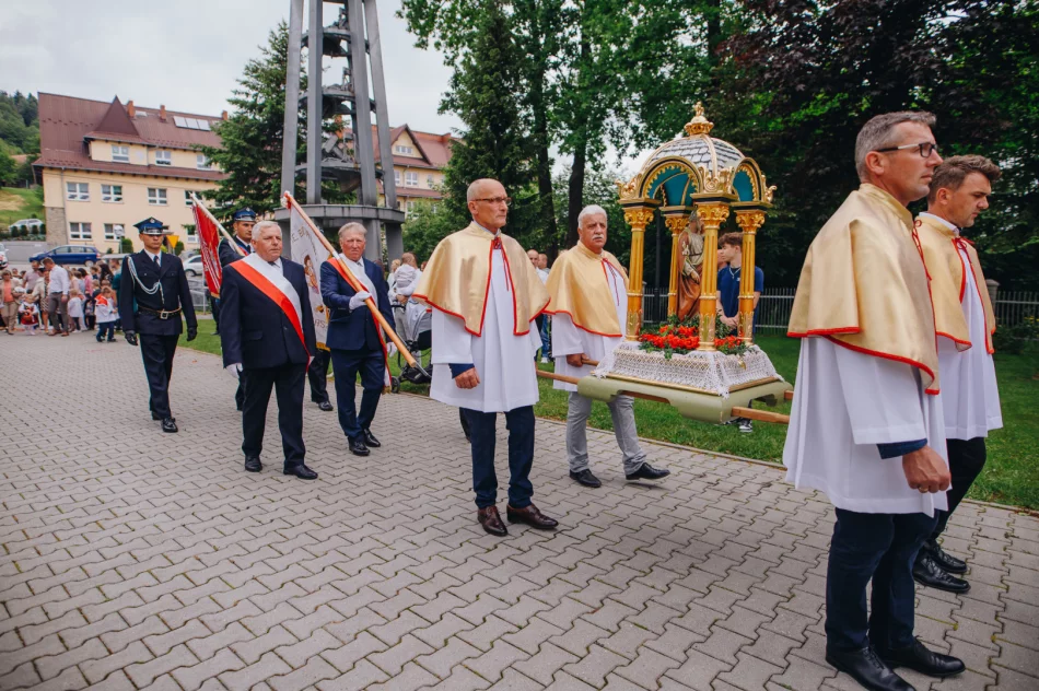 Uroczystość Bożego Ciała 2023 w Parafii pw św. Józefa Rzemieślnika w Starej Wsi - zdjęcie 17