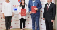 Biegaczki narciarskie nagrodzone za wyniki - zdjęcie 2