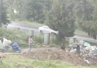 Sposób na śmieci? Zakopanie w dole (film) - zdjęcie główne