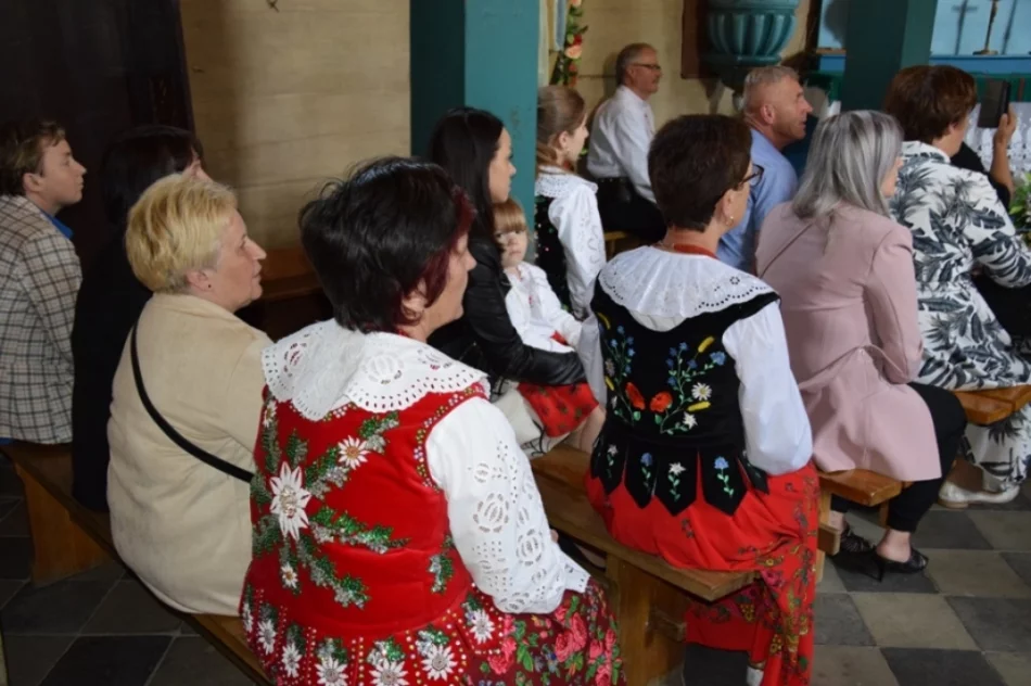 Urokliwa regionalna Eucharystia - zdjęcie 16