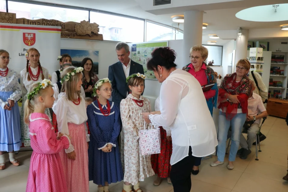 Wędrowali śladami bohaterów - zdjęcie 18