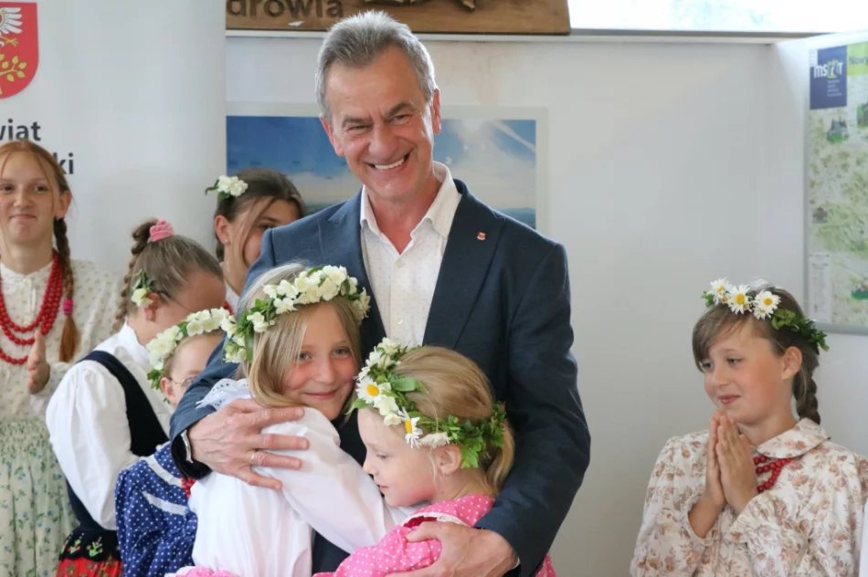 Wędrowali śladami bohaterów - zdjęcie 19