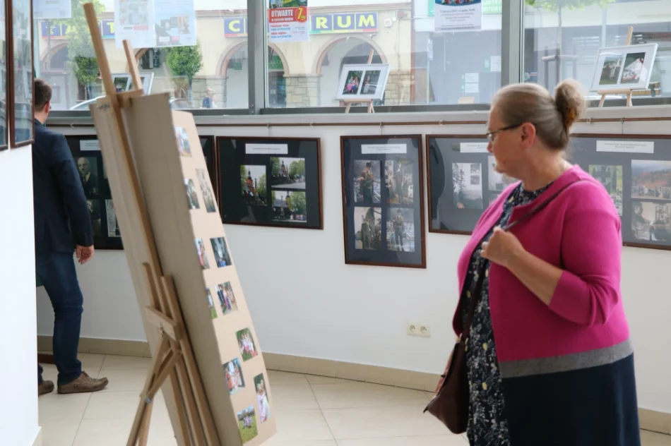 Wędrowali śladami bohaterów - zdjęcie 20