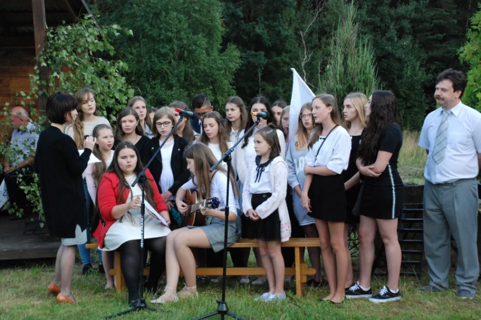 „Na Mogile” złożyli hołd ofiarom pierwszych dni II Wojny Światowej - zdjęcie 5