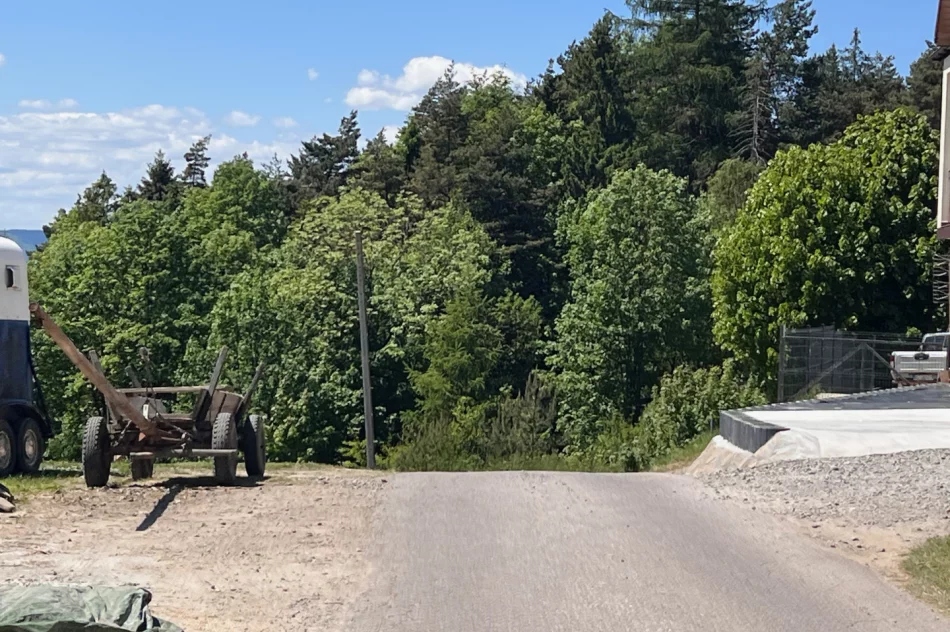 Drogą osiedlową jeżdżą TIR’y i tworzą się zatory. Błąd w Google Maps - zdjęcie 4