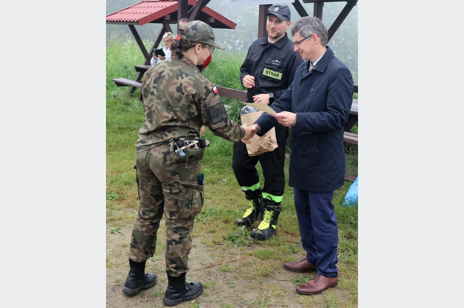XVI Rajd Górski Szlakiem Papieskim w Tymbarku: w hołdzie Świętemu Janowi Pawłowi II - zdjęcie 6