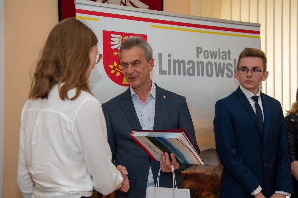 Nagrody dla 20 uczniów - zdjęcie 2