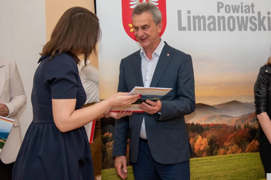 Nagrody dla 20 uczniów - zdjęcie 7