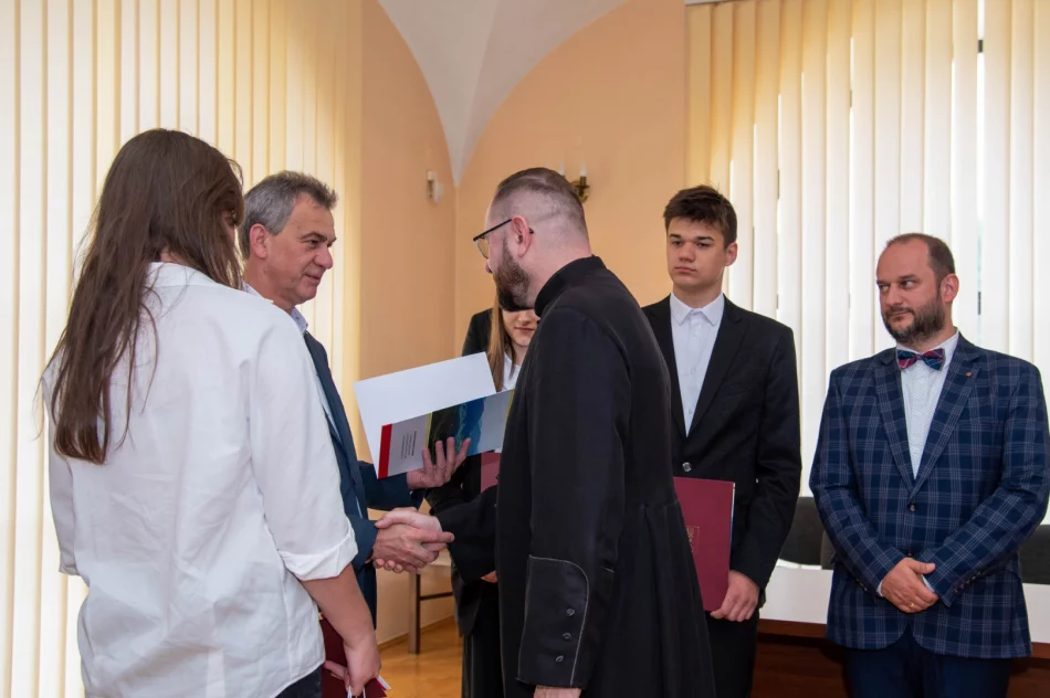 Nagrody dla 20 uczniów - zdjęcie 14