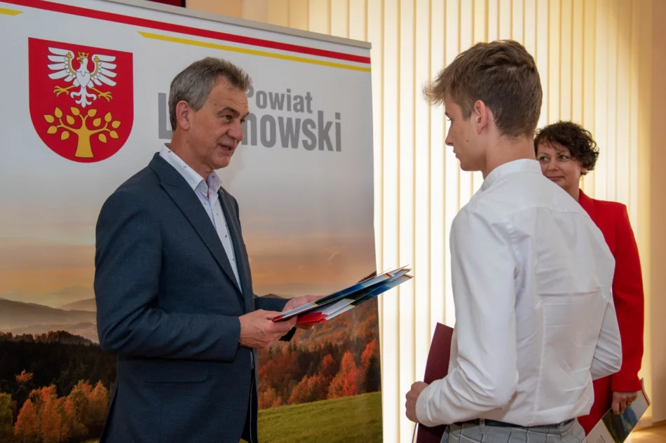 Nagrody dla 20 uczniów - zdjęcie 15