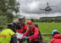 GOPR i Policja połączyły siły w szkoleniu z udziałem śmigłowca - zdjęcie główne