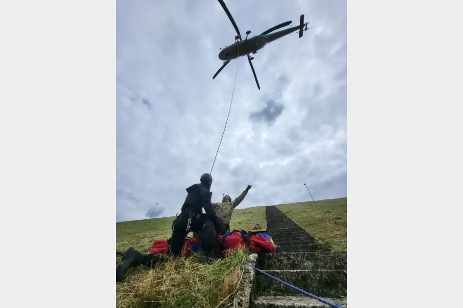 GOPR i Policja połączyły siły w szkoleniu z udziałem śmigłowca - zdjęcie 5