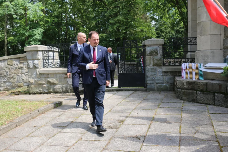 Wizyta delegacji z Instytutu i Muzeum Historii Wojskowości w Budapeszcie oraz Konsula Generalnego Węgier w Mieście Limanowa - zdjęcie 14