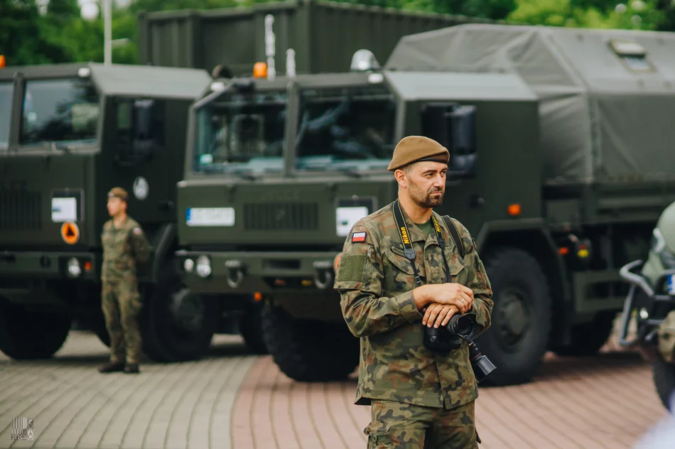 Wmurowanie aktu erekcyjnego budowy wojskowego kompleksu 114 batalionu lekkiej piechoty WOT - zdjęcie 13