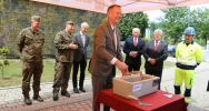 Uroczyście podpisano umowę i akt erekcyjny dot. budowy Kompleksu Wojskowego w Mieście Limanowa - zdjęcie 5