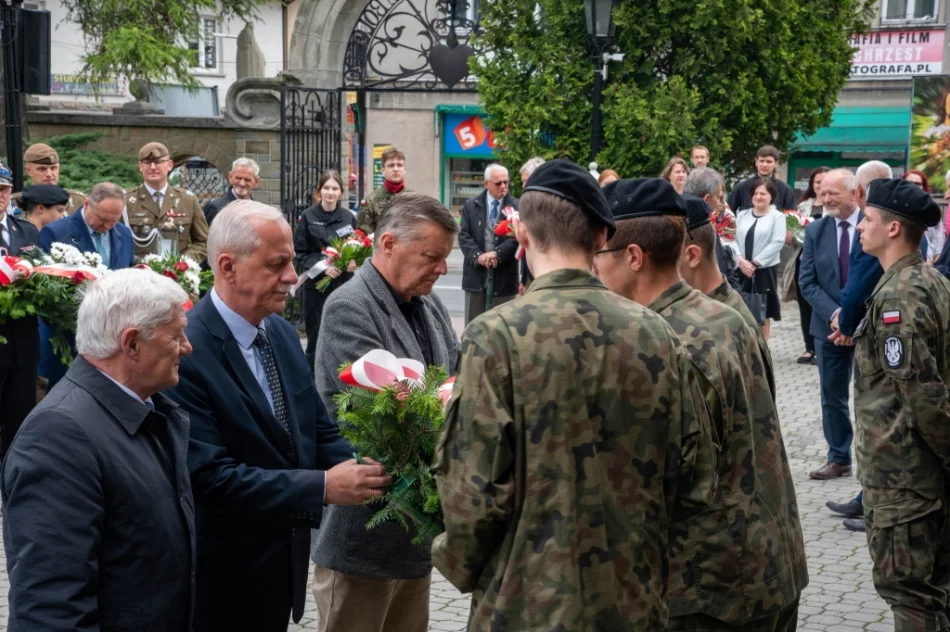 Oddano hołd ofiarom niemieckich nazistowskich obozów - zdjęcie 4