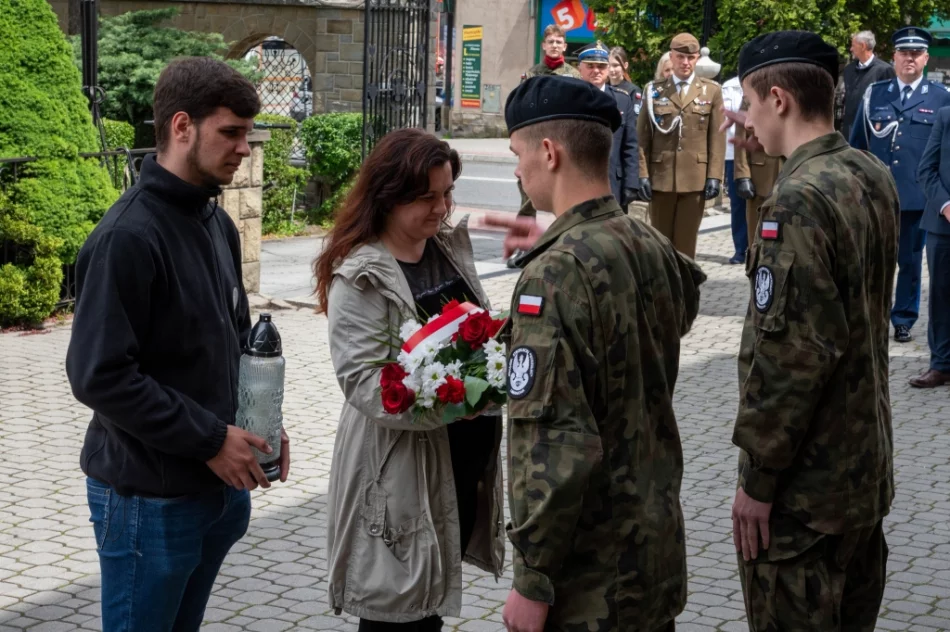 Oddano hołd ofiarom niemieckich nazistowskich obozów - zdjęcie 5