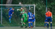 Sokół gromi w derbach. Hat-trick Artura Matrasa. Kolejny krok w stronę IV ligi. - zdjęcie 3