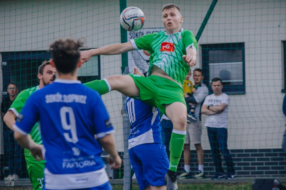Derbowy pojedynek Sokoła Słopnice z Zalesiankę Zalesie - zdjęcie 6