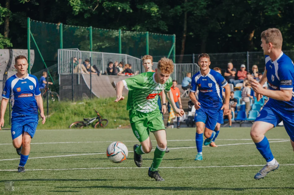 Derbowy pojedynek Sokoła Słopnice z Zalesiankę Zalesie - zdjęcie 18