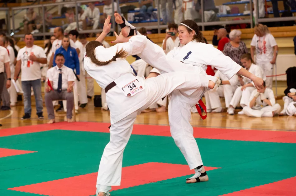 Turniej „One World One Kyokushin” przyciągnął do Limanowej młodych karateków - zdjęcie 13