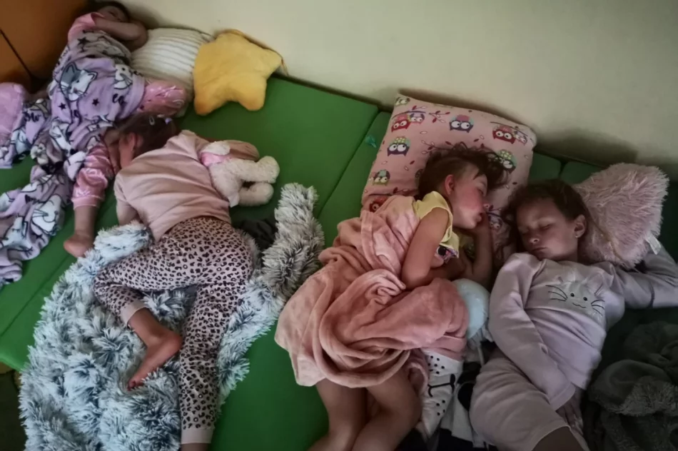 Noc w Przedszkolu w Szkole Podstawowej w Starej Wsi nr 1 - zdjęcie 6