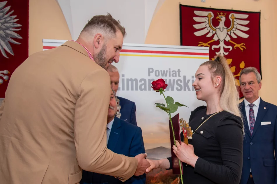 Nagrodzeni za wyniki w sportowej rywalizacji  - zdjęcie 10