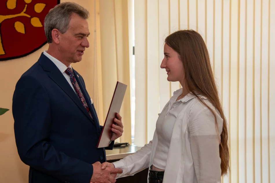 Nagrodzeni za wyniki w sportowej rywalizacji  - zdjęcie 12