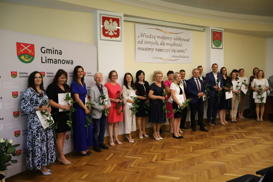 Podsumowanie roku szkolnego 2022/2023 oraz nagrody za szczególne osiągnięcia - zdjęcie 7