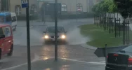 Intensywne opady i... zalany rynek - zdjęcie 5