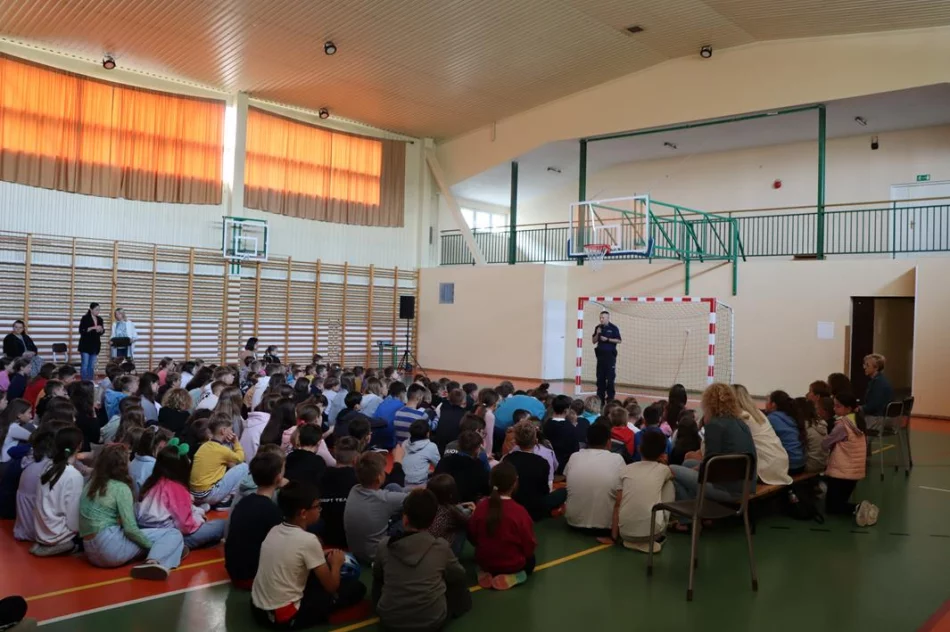 Jakie zagrożenia czyhają na dzieci i młodzież? - zdjęcie 2