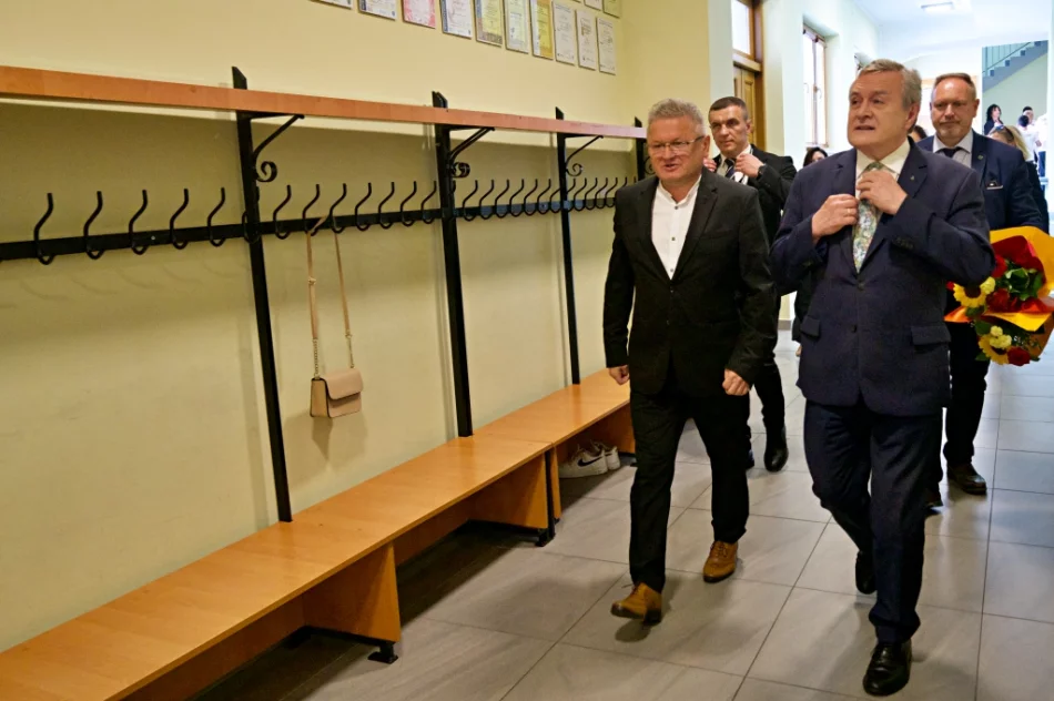 Minister Piotr Gliński w Limanowej - zdjęcie 8