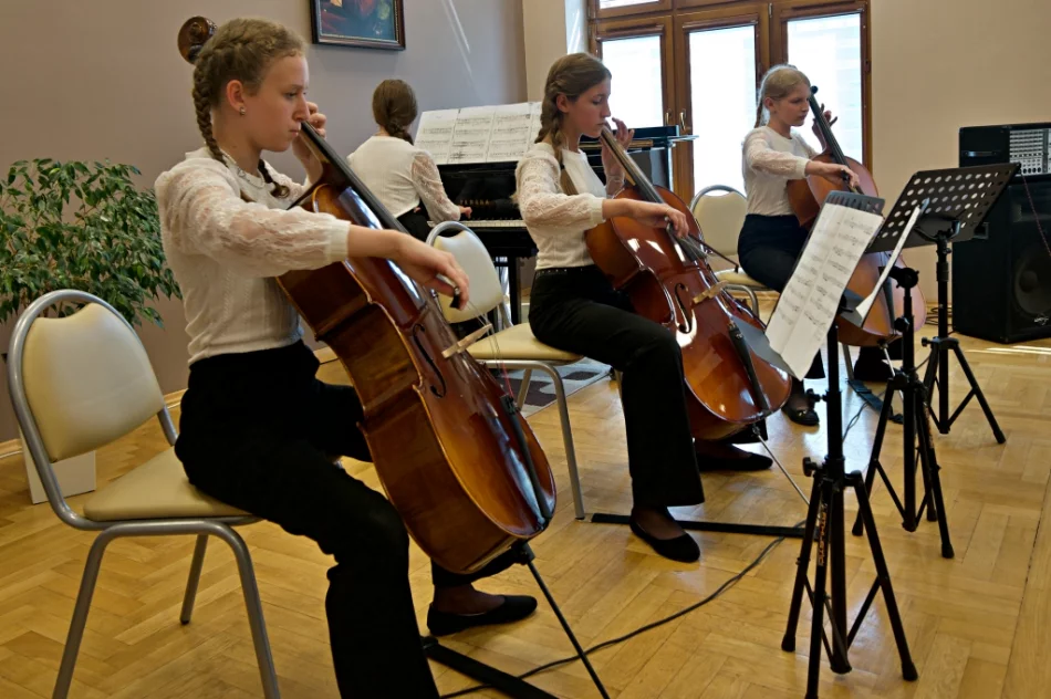 Minister Piotr Gliński w Limanowej - zdjęcie 19