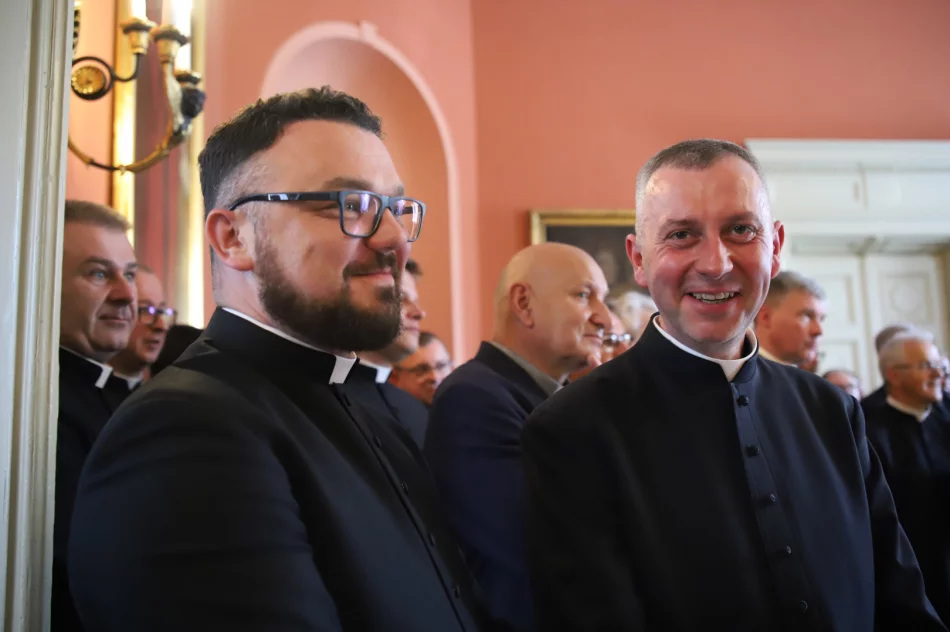 Ogrom zmian wśród księży. Zmiana na Śnieżnicy i w Kasince Małej - zdjęcie 3