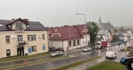 Burze i grad - kule lodu miały średnio ok. 3 cm, lokalnie nawet powyżej 5 cm - zdjęcie 2