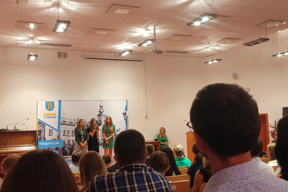 Najlepsi uczniowie nagrodzeni - zdjęcie 3