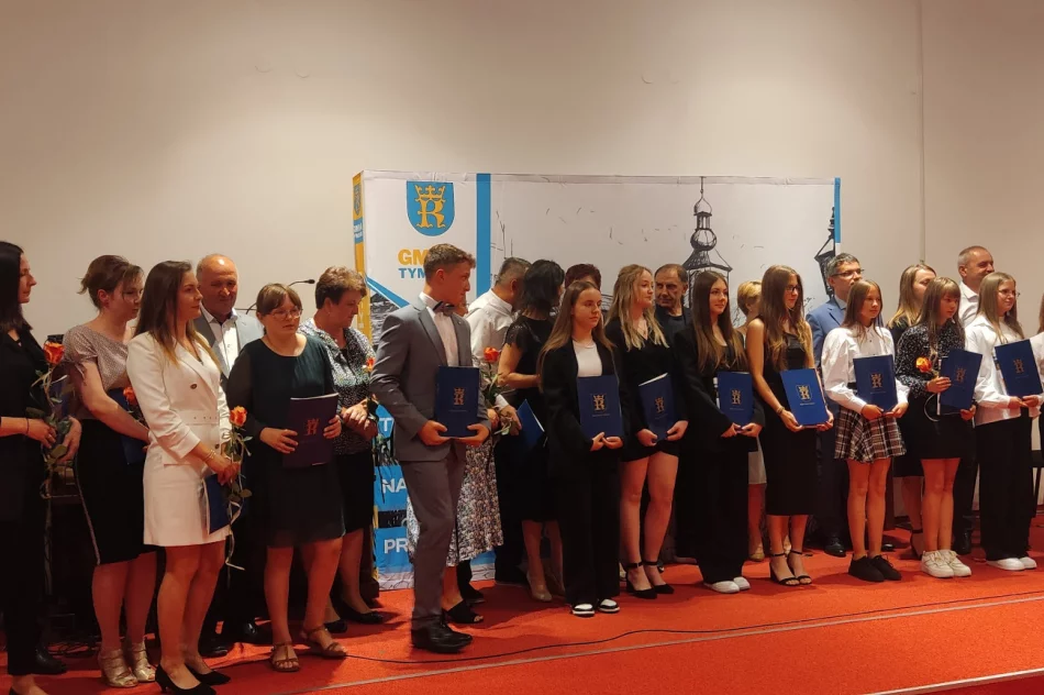 Najlepsi uczniowie nagrodzeni - zdjęcie 11