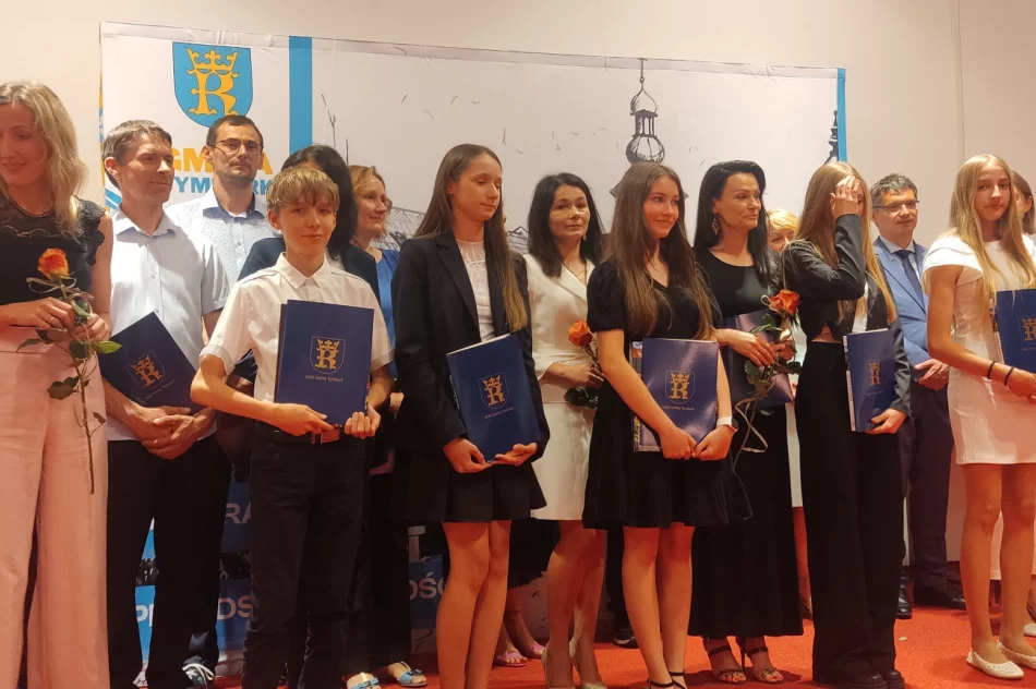 Najlepsi uczniowie nagrodzeni - zdjęcie 12