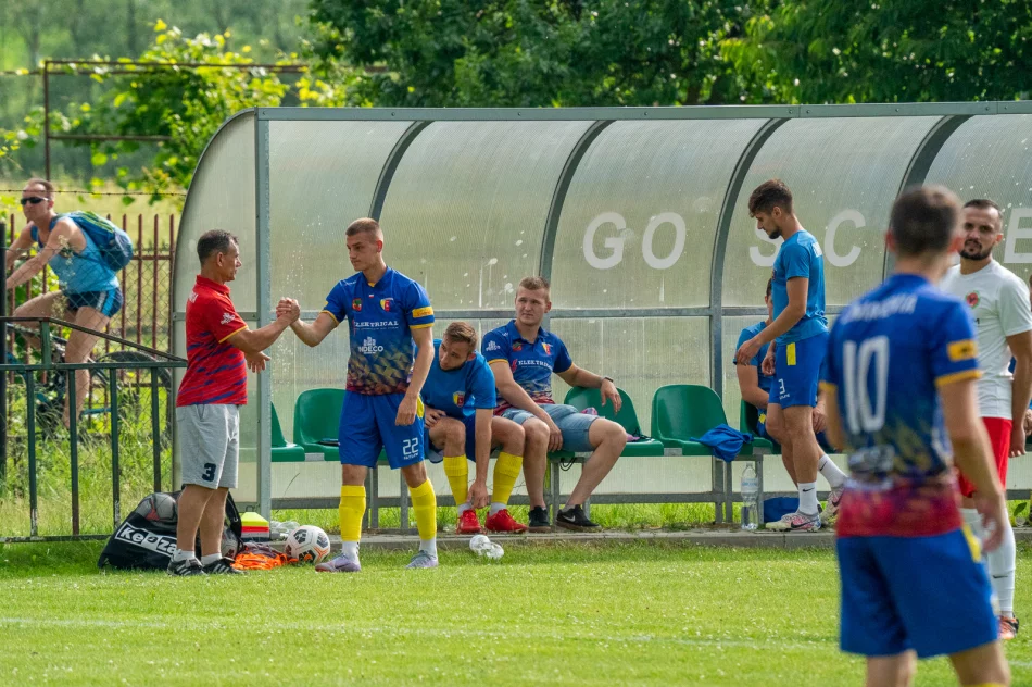 Ostatni mecz sezonu 2022/2023 Orzeł Ryczów - Limanovia - zdjęcie 2