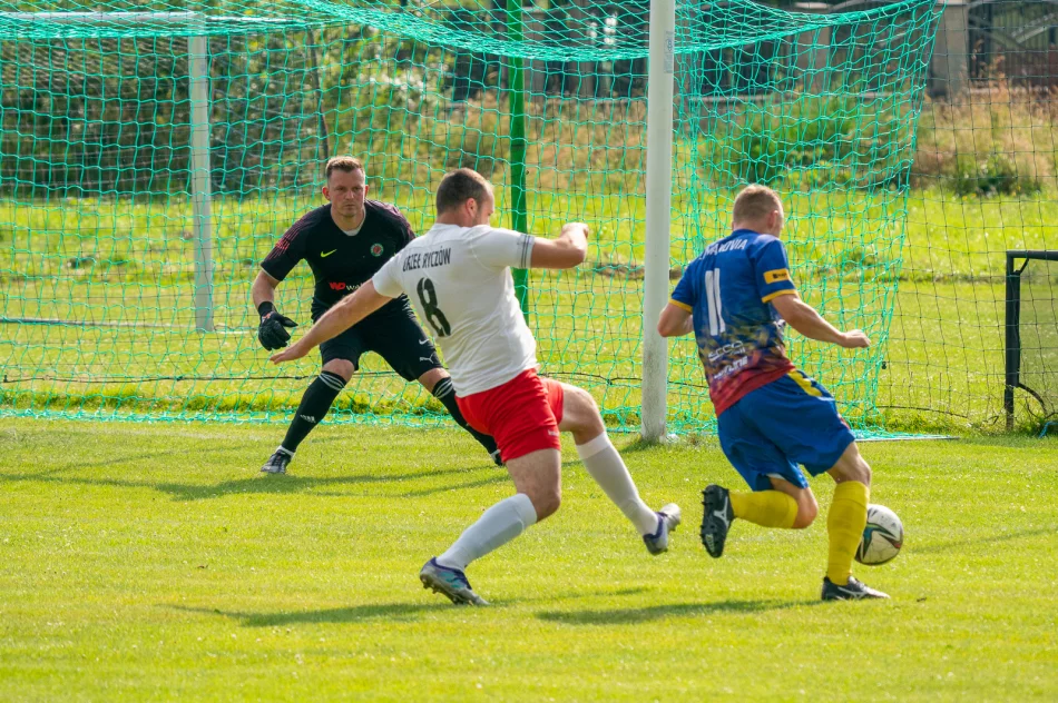 Ostatni mecz sezonu 2022/2023 Orzeł Ryczów - Limanovia - zdjęcie 4