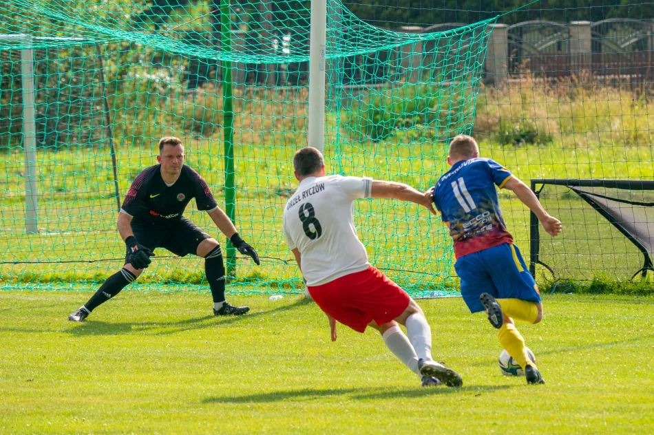 Ostatni mecz sezonu 2022/2023 Orzeł Ryczów - Limanovia - zdjęcie 5