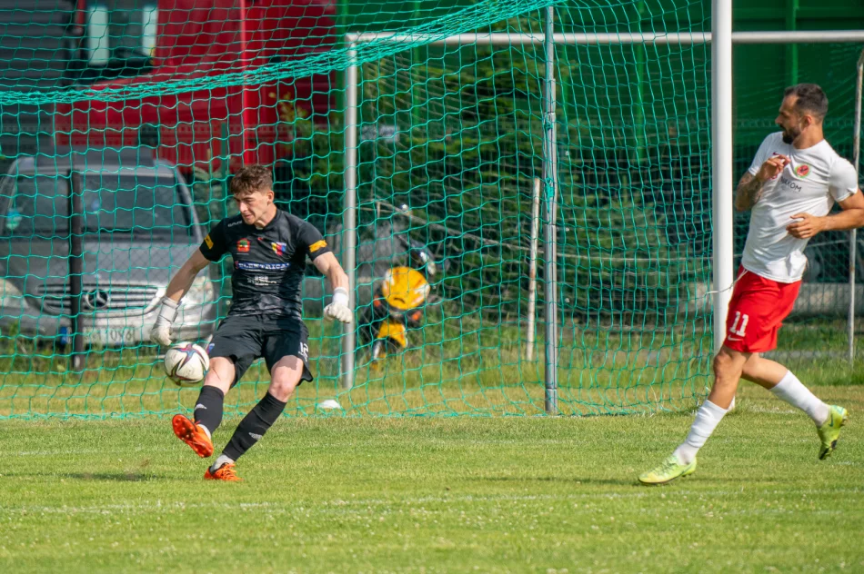 Ostatni mecz sezonu 2022/2023 Orzeł Ryczów - Limanovia - zdjęcie 10