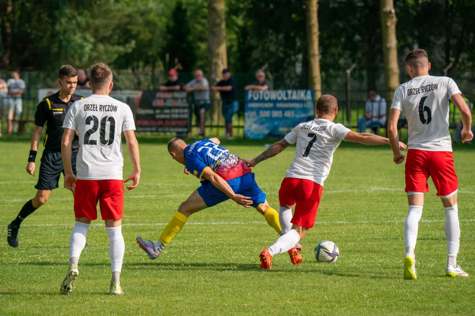 Ostatni mecz sezonu 2022/2023 Orzeł Ryczów - Limanovia - zdjęcie 13