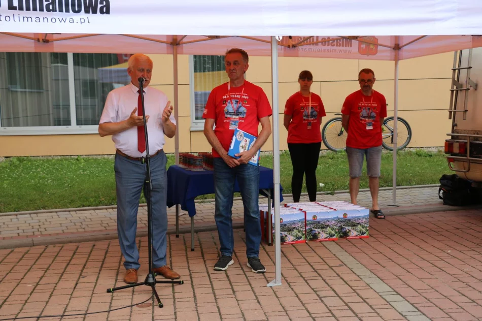 Pojazdy zabytkowe zawitały do Limanowej - zdjęcie 19