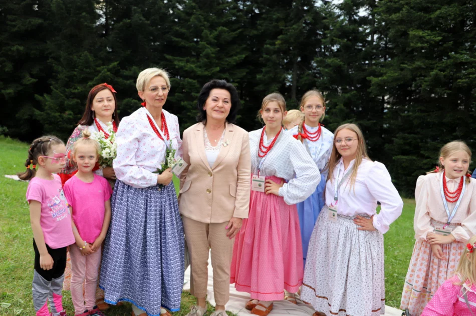 Sezon turystyczny 2023 oficjalnie otwarty na górze Paproć - zdjęcie 5