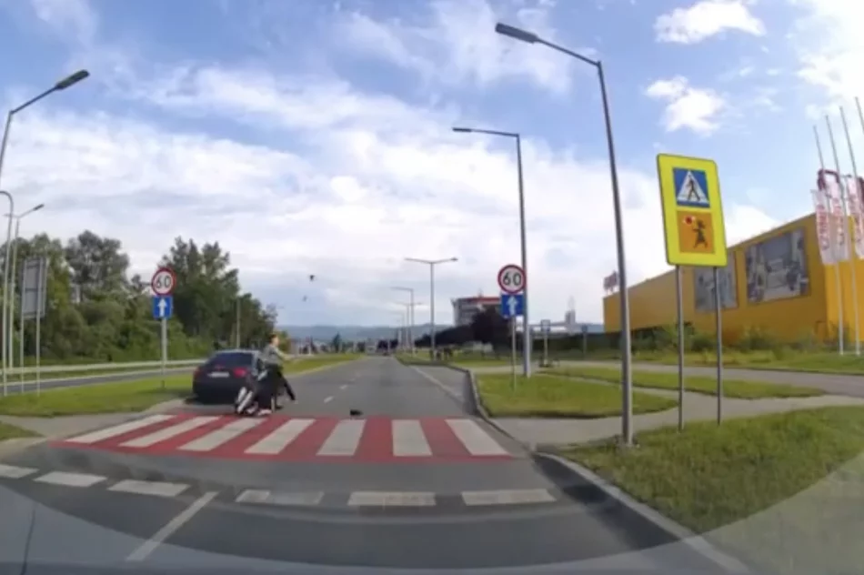 Ku przestrodze - nagranie z potrącenia na pasach trzech osób - zdjęcie 4