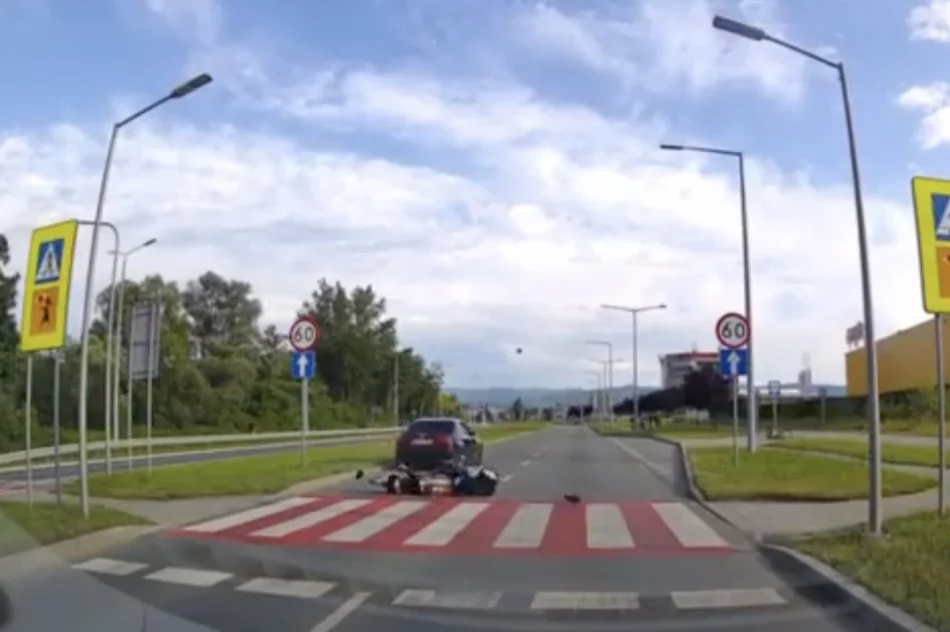 Ku przestrodze - nagranie z potrącenia na pasach trzech osób - zdjęcie 7