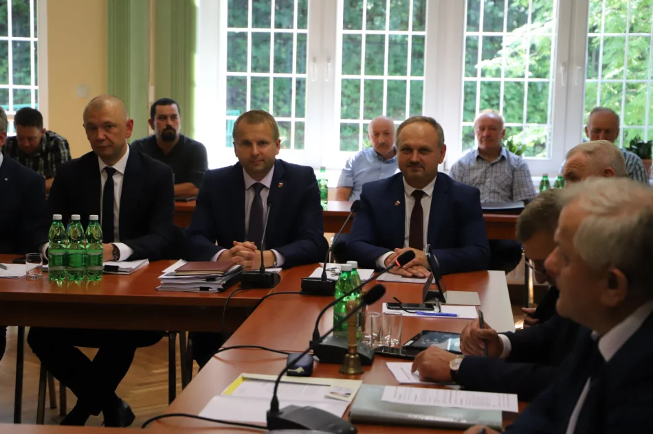 Jednogłośne Absolutorium za 2022 rok dla Wójta Gminy Limanowa - zdjęcie 12