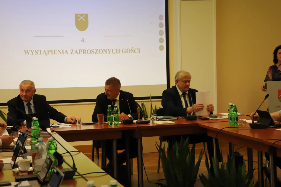 Jednogłośne Absolutorium za 2022 rok dla Wójta Gminy Limanowa - zdjęcie 20