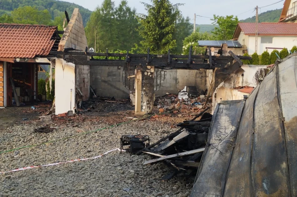 Budynek spłonął. Ruszyła zbiórka - zdjęcie 4